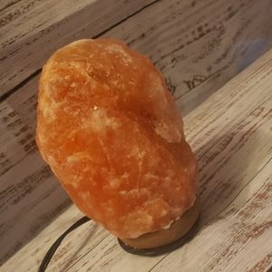 Himalayan Salt lamp